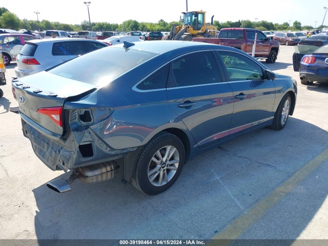 Hyundai SONATA SE 2016 5NPE24AF4GH313768 Image 4