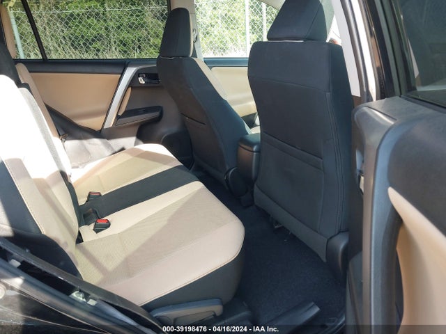 Toyota Rav4 Xle 2017 2T3WFREV6HW321789 Image 8
