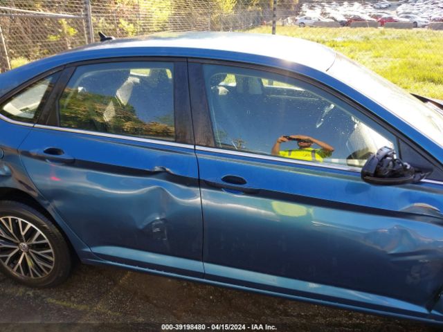 3VWN57BUXMM012804 Volkswagen Jetta 1.4t R-line/1.4t S
