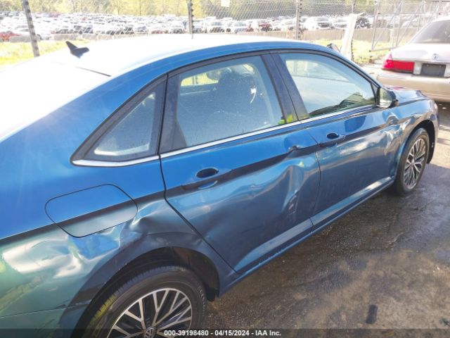 3VWN57BUXMM012804 Volkswagen Jetta 1.4t R-line/1.4t S