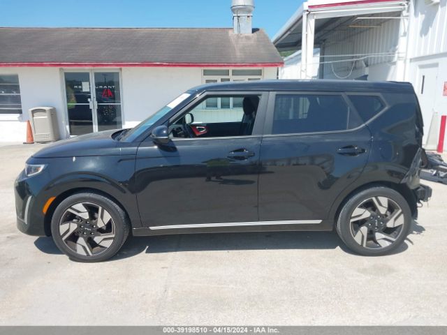 KNDJ53AU1P7840217 KIA Soul Gt-line