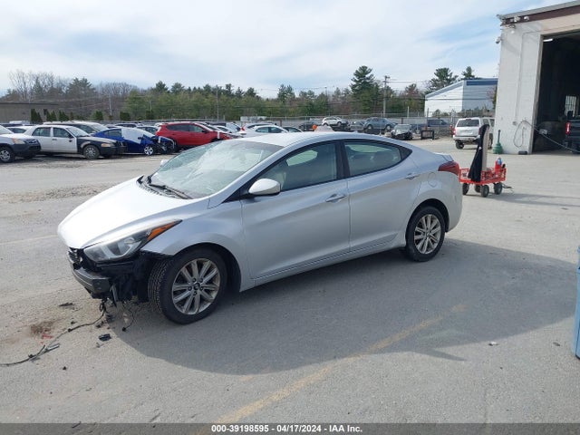 Hyundai ELANTRA SE 2015 KMHDH4AE0FU236253 Image 2