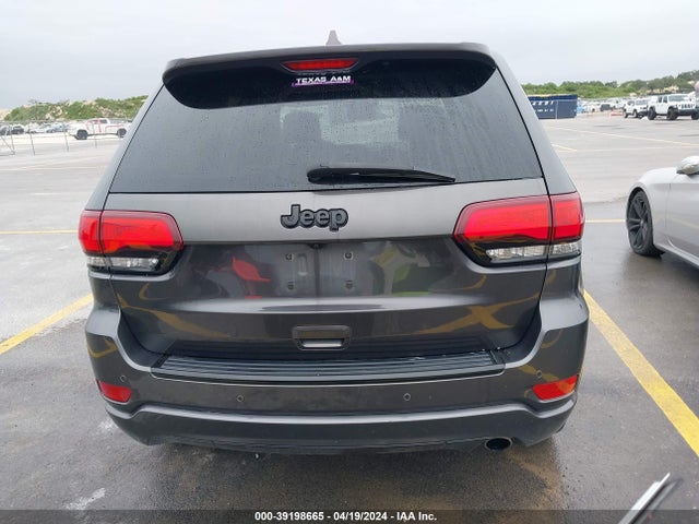 1C4RJEAG8JC111778 Jeep Grand Cherokee Altitude 4x2