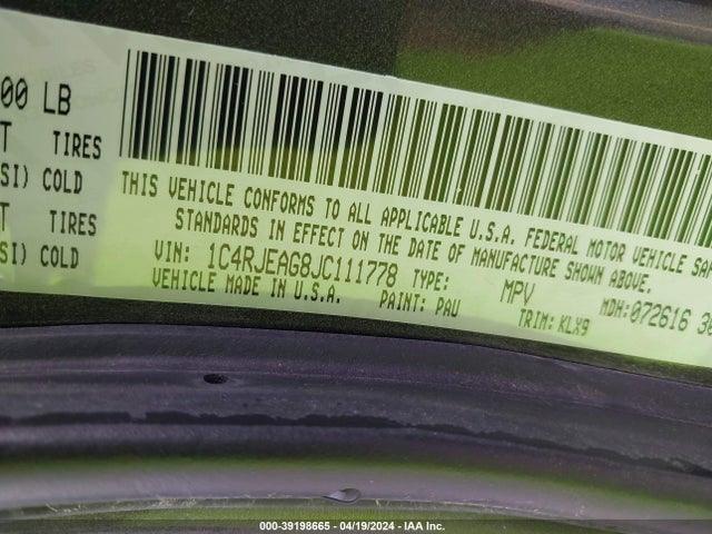 1C4RJEAG8JC111778 Jeep Grand Cherokee Altitude 4x2
