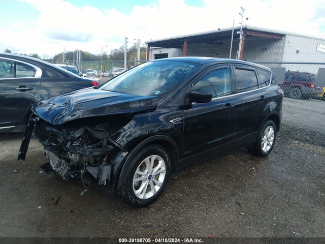 Ford ESCAPE SE 2017 1FMCU9GD5HUB19046 Image 2