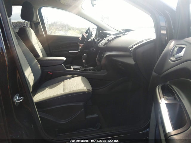 Ford ESCAPE SE 2017 1FMCU9GD5HUB19046 Image 5