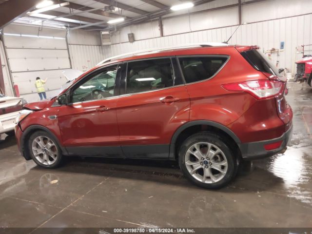 1FMCU9J96FUA78251 Ford Escape Titanium