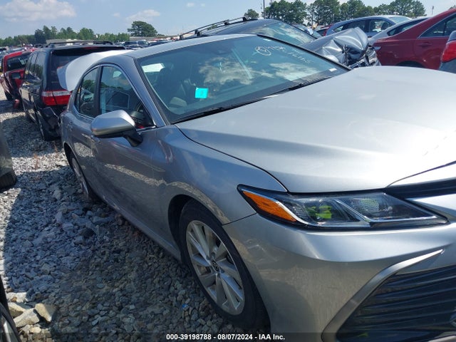 Toyota CAMRY LE 2022 4T1C11AK8NU703082 Image 13