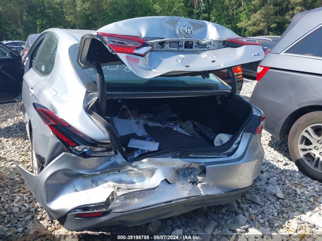 Toyota CAMRY LE 2022 4T1C11AK8NU703082 Image 6