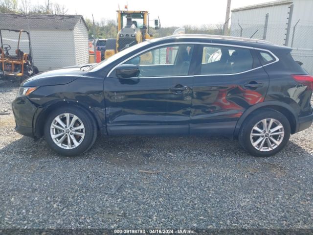 JN1BJ1CR7KW629490 Nissan Rogue Sport Sv