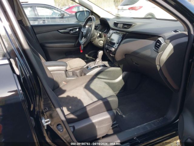 JN1BJ1CR7KW629490 Nissan Rogue Sport Sv