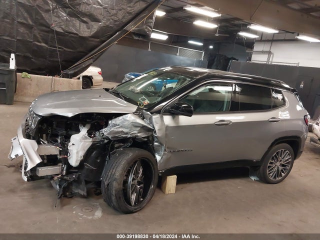 3C4NJDCB2NT202937 Jeep Compass Limited 4x4
