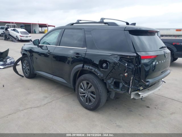 5N1DR3BA3NC232625 Nissan Pathfinder Sv 2wd