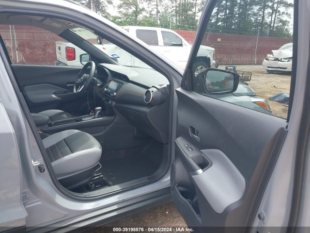 Nissan Kicks Sr Xtronic Cvt 2022 3N1CP5DV6NL484202 Image 5