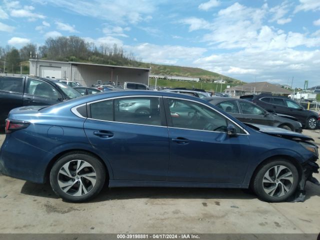 4S3BWAC68M3002841 Subaru Legacy Premium