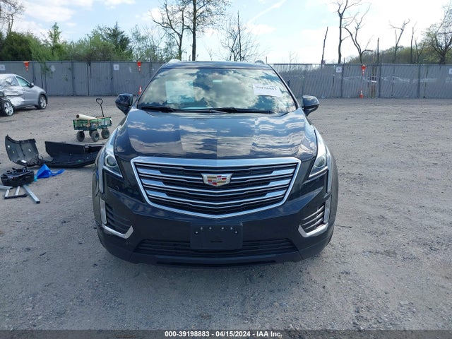 1GYKNCRSXJZ238266 Cadillac XT5 LUXURY
