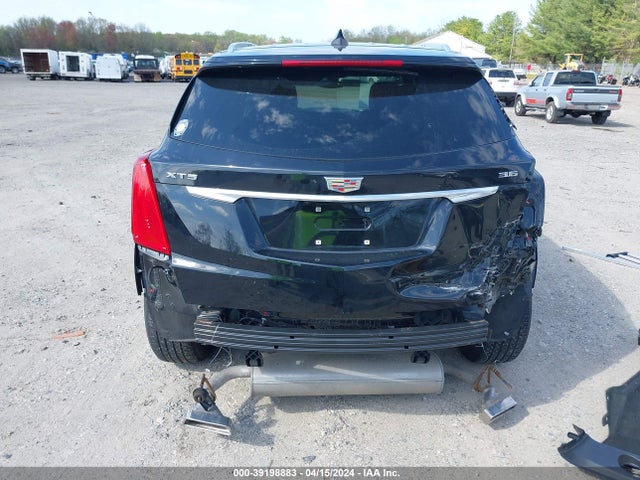 1GYKNCRSXJZ238266 Cadillac XT5 LUXURY