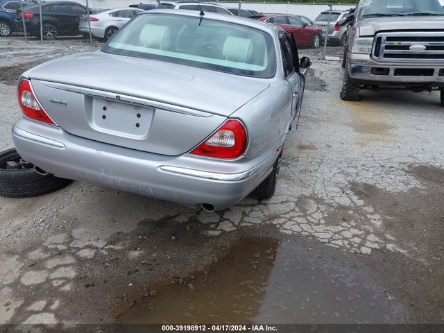 2005 JAGUAR XJ SAJWA82CX5SG42917 Photo 3