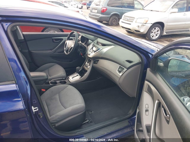 39198967 :رقم المزاد ، 5NPDH4AE1BH044168 vin ، 2011 Hyundai Elantra Gls مزاد بيع