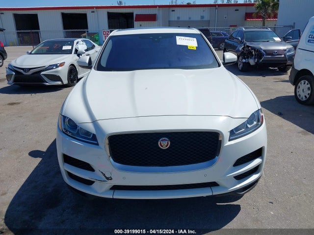 Jaguar F-pace 25t 2019 SADCS2FX4KA390397 Image 12