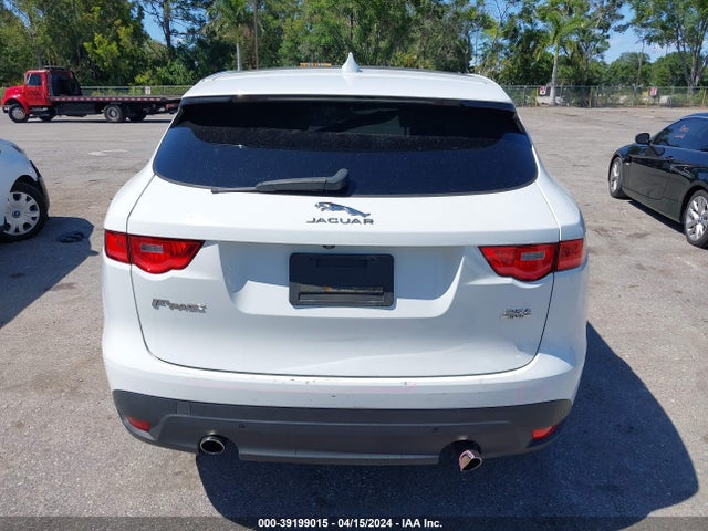 Jaguar F-pace 25t 2019 SADCS2FX4KA390397 Image 16