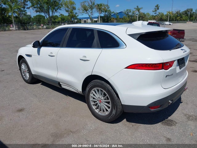 2019 JAGUAR F-PACE SADCS2FX4KA390397 Photo 2