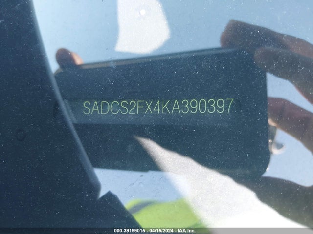 2019 JAGUAR F-PACE SADCS2FX4KA390397 Photo 8