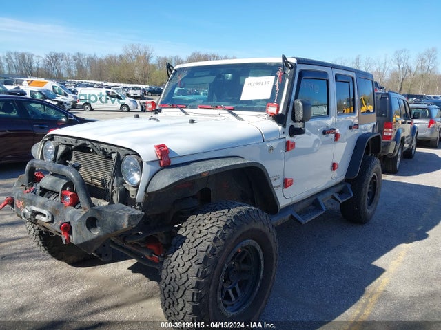1C4BJWEG9JL900216 Jeep Wrangler Jk Unlimited Sahara