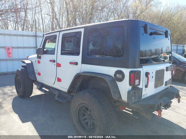 1C4BJWEG9JL900216 Jeep Wrangler Jk Unlimited Sahara