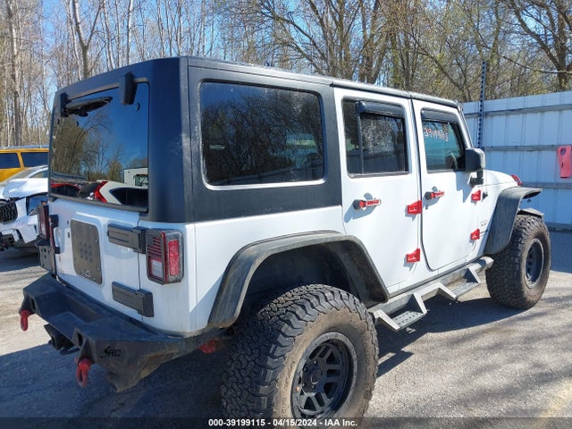 1C4BJWEG9JL900216 Jeep Wrangler Jk Unlimited Sahara