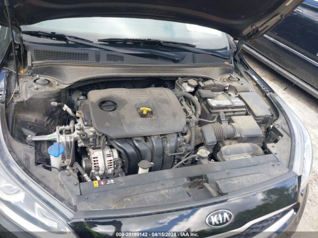 3KPF24AD3ME338986 KIA FORTE FE