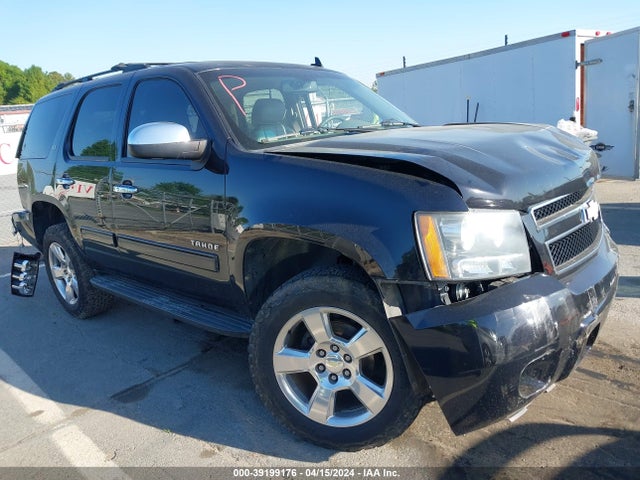 Chevrolet Tahoe Lt 2014 1GNSKBE03ER182178 zdjęcie główne