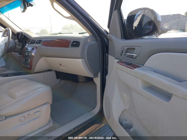 Chevrolet Tahoe Lt 2014 1GNSKBE03ER182178 Image 5