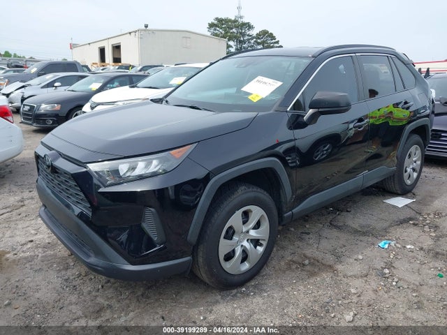 Toyota RAV4 LE 2019 2T3H1RFV0KC011667 Image 2