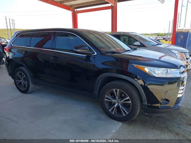 Toyota Highlander Le 2019 5TDZARFHXKS051740 Image 13