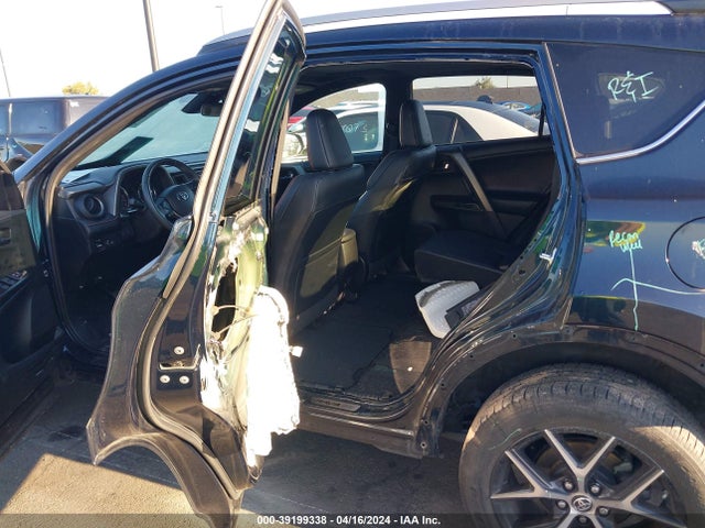 Toyota RAV4 SE 2017 2T3NFREV9HW386034 Image 8