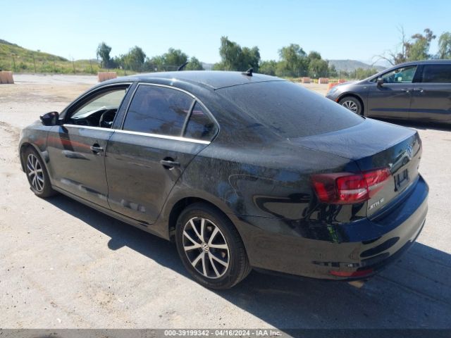 3VWDB7AJXHM243087 Volkswagen Jetta 1.4t Se