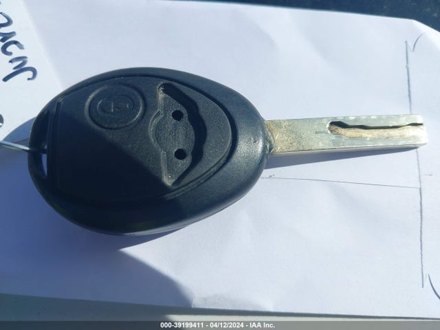 2003 MINI COOPER WMWRC33423TC38952 Photo 10