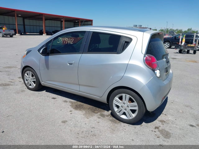 Chevrolet Spark 1lt Cvt 2015 KL8CD6S95FC719258 Image 3