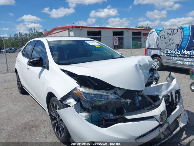Toyota COROLLA SE 2018 2T1BURHE1JC059499 Image 1