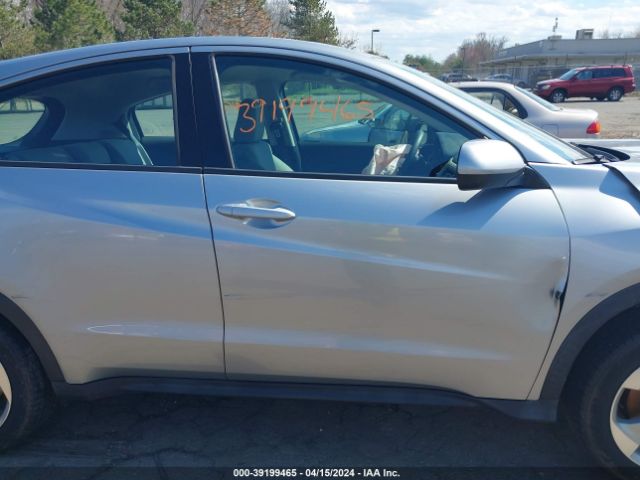 3CZRU6H33KG724786 Honda HR-V LX