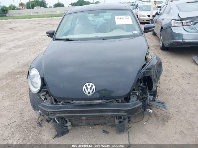3VWJD7AT9JM712397 Volkswagen Beetle 2.0t Se