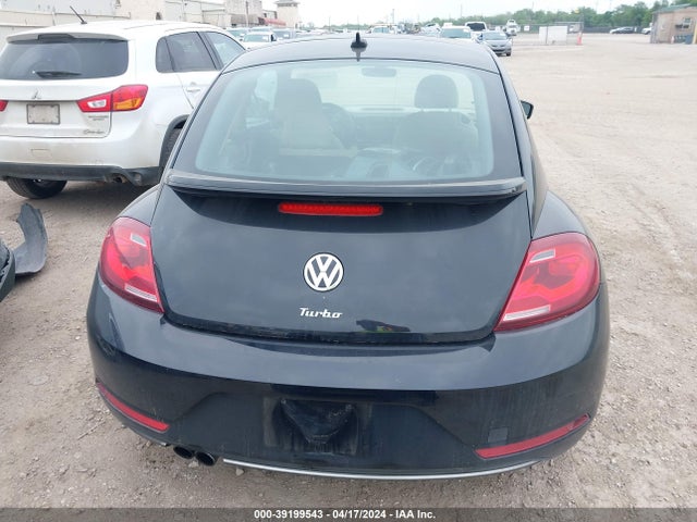 3VWJD7AT9JM712397 Volkswagen Beetle 2.0t Se