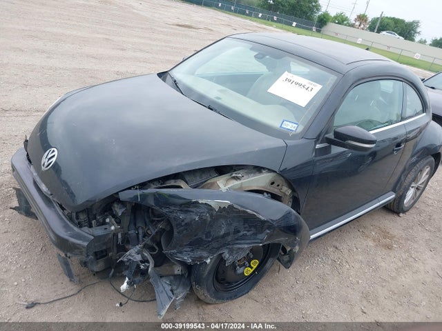 3VWJD7AT9JM712397 Volkswagen Beetle 2.0t Se
