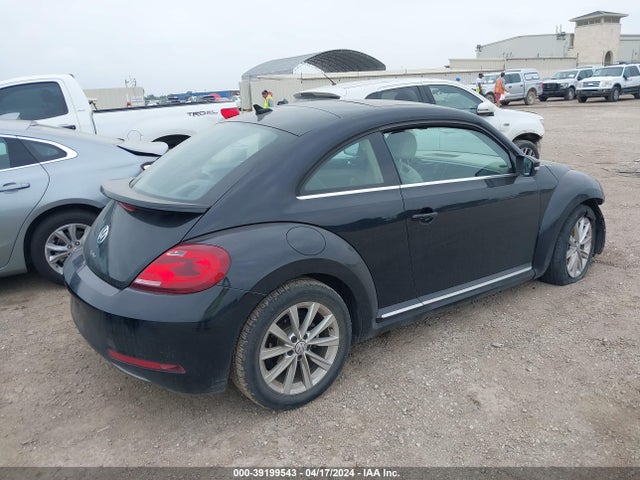 3VWJD7AT9JM712397 Volkswagen Beetle 2.0t Se