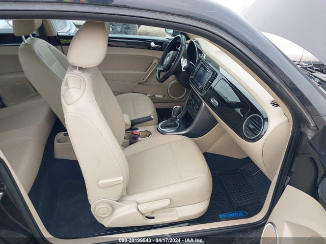 3VWJD7AT9JM712397 Volkswagen Beetle 2.0t Se