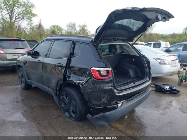 2019 JEEP COMPASS 3C4NJDBB5KT807435 Photo 2