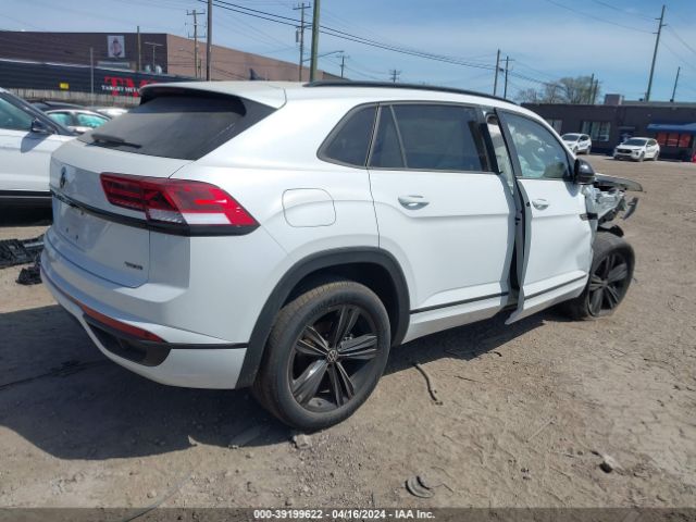 2023 VOLKSWAGEN ATLAS CROSS SPORT 1V2SC2CA7PC206231 Photo 3