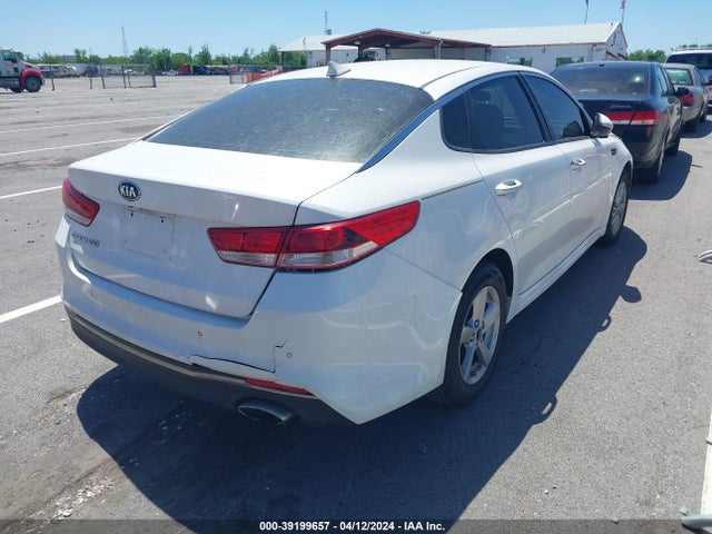 KIA Optima Lx 2018 5XXGT4L31JG216636 Image 4