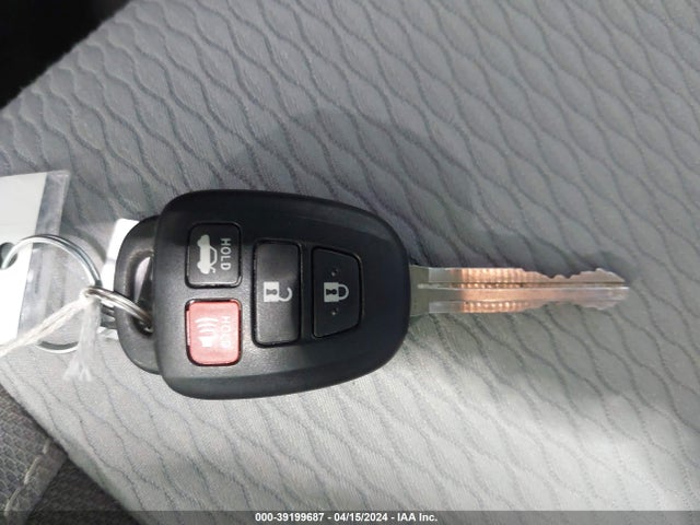Toyota COROLLA LE 2017 2T1BURHE7HC845012 Image 11